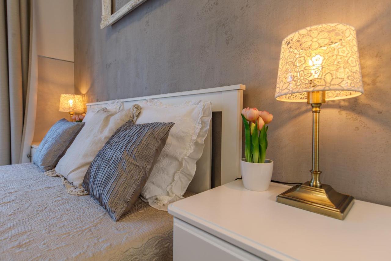 K40 Romantic Deluxe Studio In The City Center 부다페스트 외부 사진